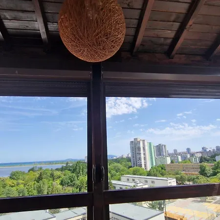 зорница Apartmán *